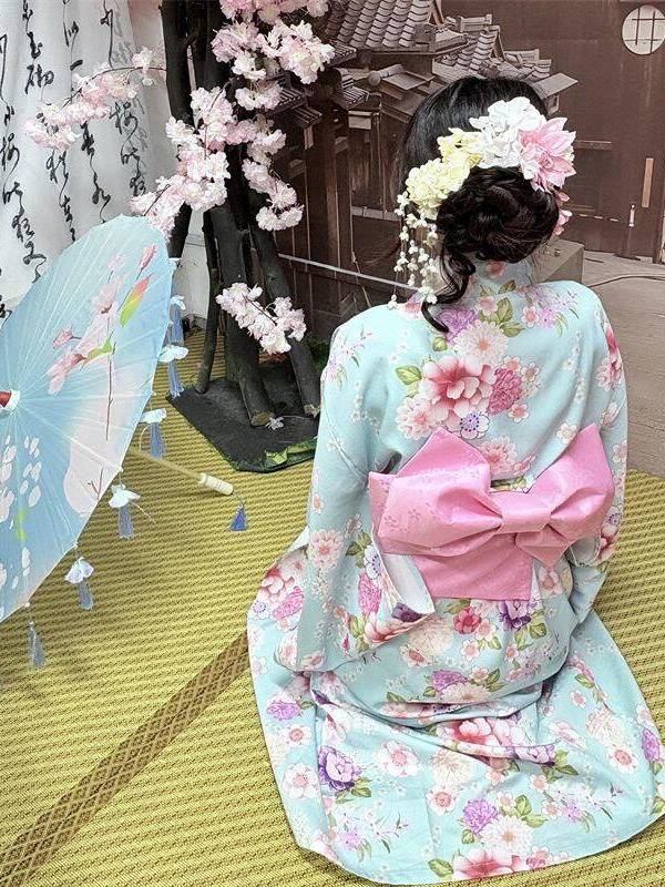 Photography Online - Geleneksel Japon Kimono Tarzı Fotoğrafçılık Elbisesi